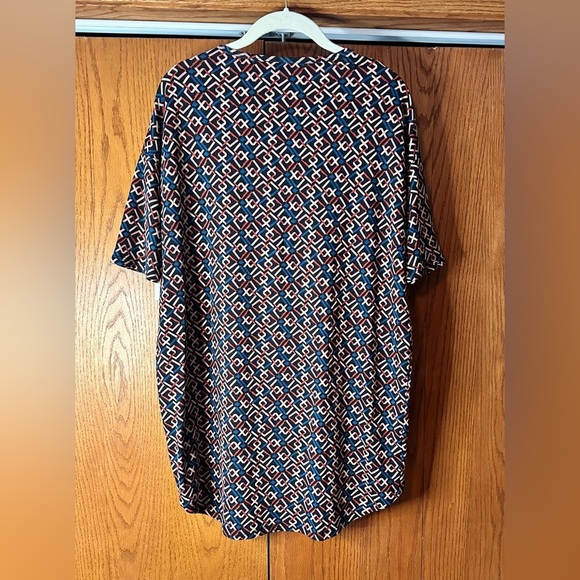 NWT Lularoe Irma Shirt XXS High Low Tunic T-shirt Oversize Black Blue Red - Picture 11 of 16